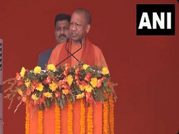 UP CM Yogi Adityanath Celebrates Centenary of Vihangam Yoga Sant Samaj