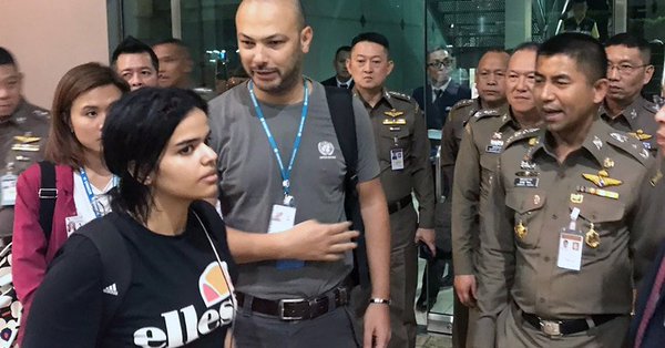 Saudi woman detained in Thailand seeks asylum in Canada