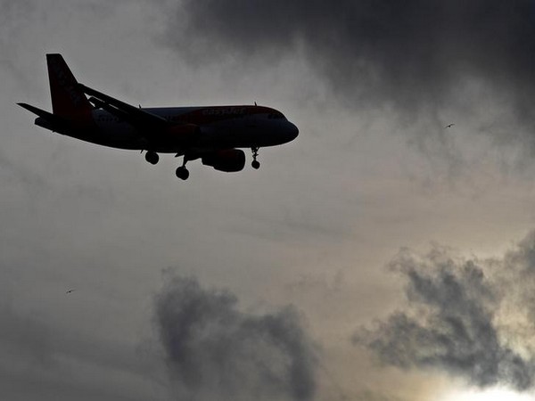 Flight carrying New Zealanders, Australians leaves virus-hit Wuhan