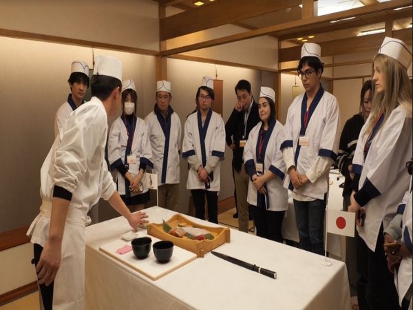 Foreigners learn Sushi making in Fukushima