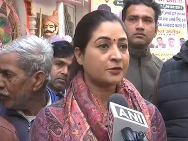 Kalkaji Tensions Rise: Alka Lamba Blasts BJP's Ramesh Bidhuri for Derogatory Remarks