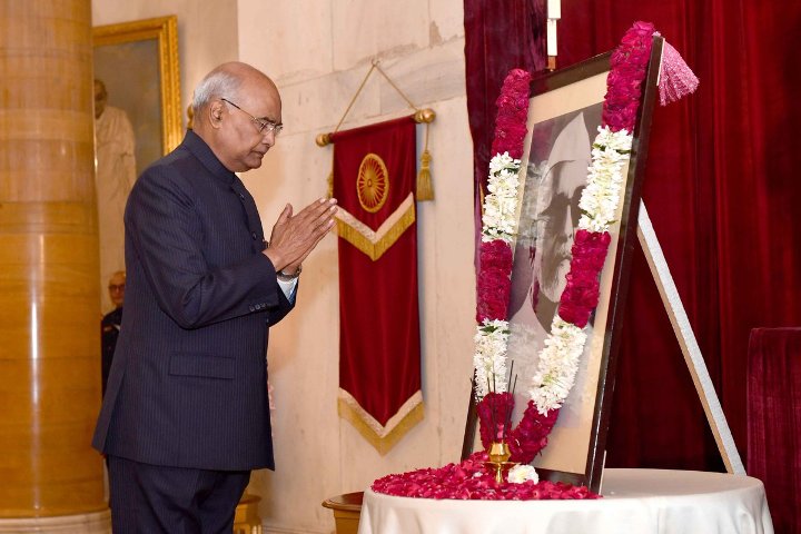 President Kovind pays floral tributes to former President Dr Zakir Hussain