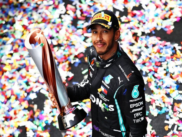 Motor racing-Hamilton says Russell has a great shot in Singapore