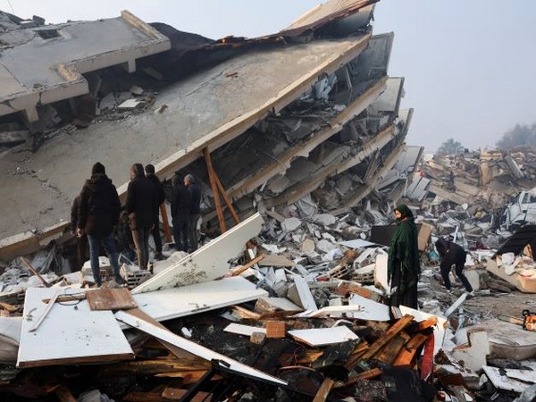 Turkey-Syria earthquake death toll surpasses 7,700-mark 