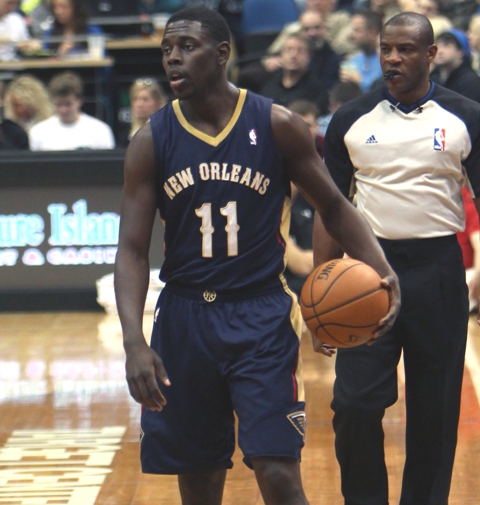 Pelicans G Holiday to be out at least seven to 10 days due to abdominal strain