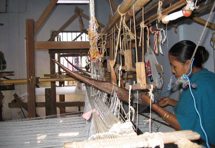 Textiles Ministry formulates various schemes to empower women in handloom sector