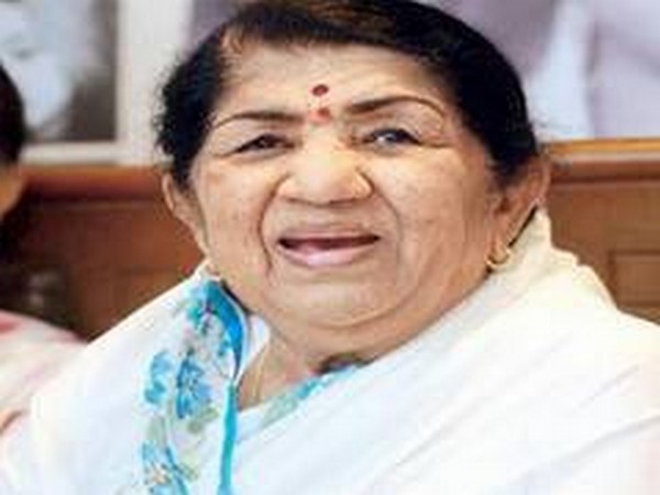 Lata Mangeshkar urges countrymen to stay at home