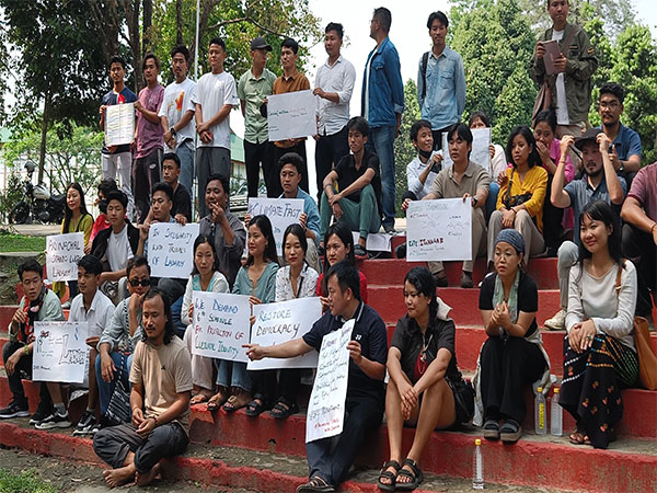 Arunachal Pradesh: RGU students stage sit-in protest in support of Ladakh's statehood demand