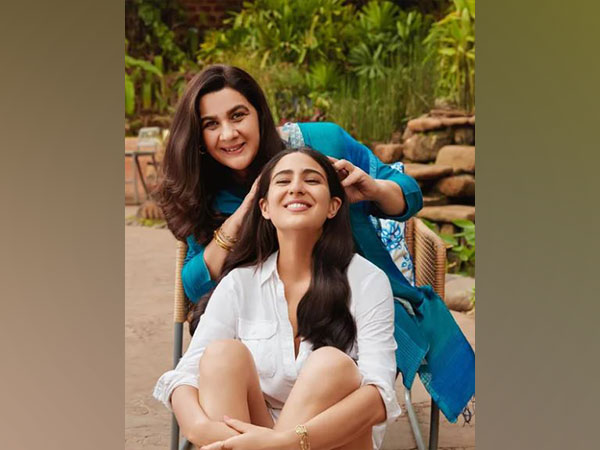 "My whole world", writes Sara Ali Khan for mum Amrita Singh on this Mother's Day 
