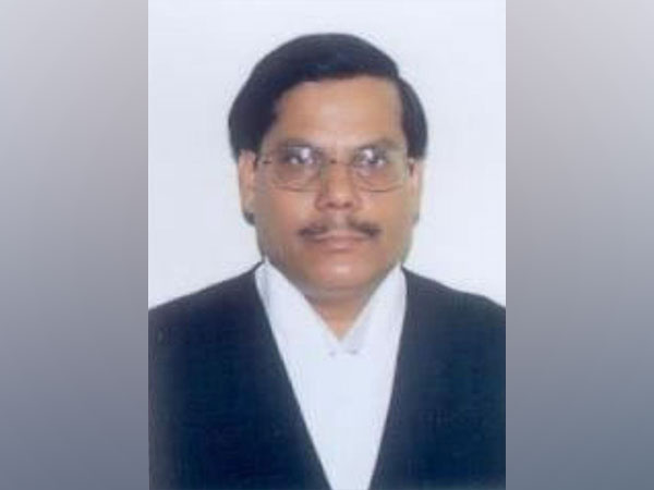 K'taka govt constitutes Commission headed by Justice Bhaktavatsala to study political representation of backward classes