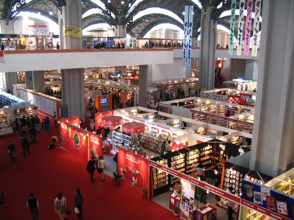 Abu Dhabi International Book Fair 2024 sees surge in interest as registrations open