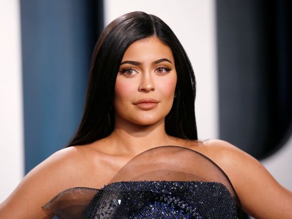 Kylie Jenner denies refusing to tag fashion brand on Instagram