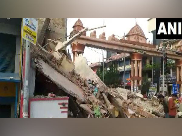 3 Storey Building Collapses In Chhattisgarhs Bilaspur Headlines 