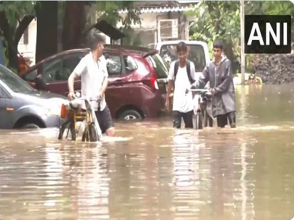 Mumbai Braces for Heavy Rainfall; Schools Closed, Emergency Teams on High Alert