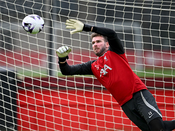 Spanish Goalkeeper Adrian Departs Liverpool After Five Memorable Years