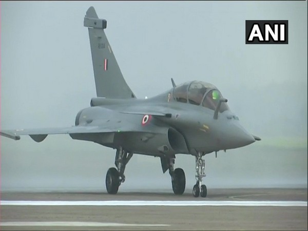 India Pushes for Better Deal in Rs 50,000 Crore Rafale Marine Jet Negotiations with France