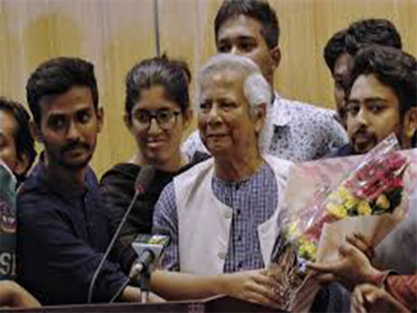 Nobel Laureate Muhammad Yunus Sworn In As Head Of Bangladesh's Interim ...