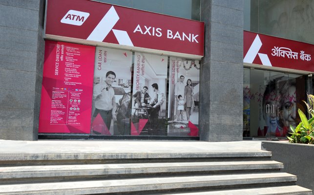 FinMin open to selling stake in Axis Bank, ITC through bulk or block deals