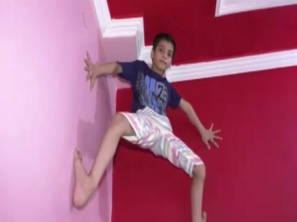 7-year-old Kanpur boy climbs walls like Spider-Man