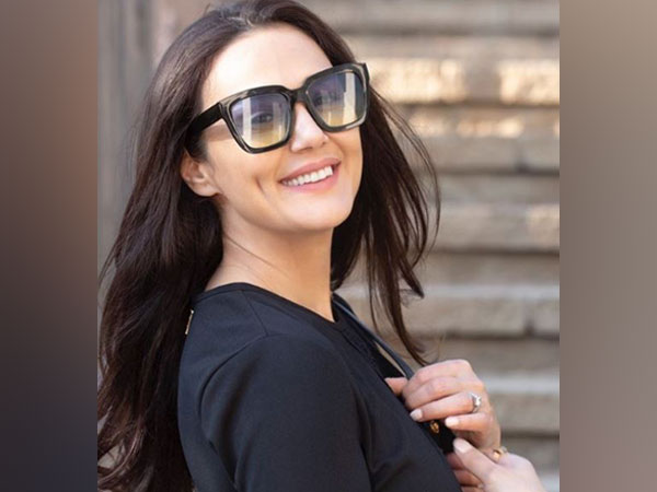 Choose happiness over everything else: Preity Zinta pens her 'Tuesday Thoughts'