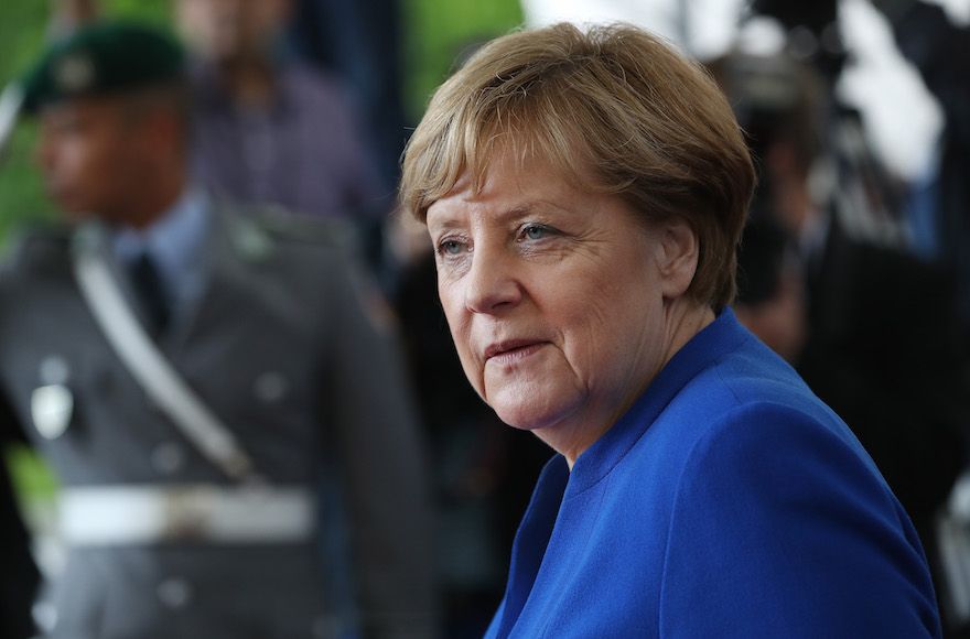 German conservatives backed Merkel bid for re-election as leadership of CDU