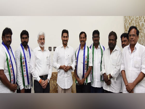 Andhra Pradesh: Three opposition leaders join YSRCP