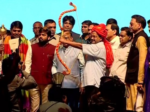 Delhi: Arvind Kejriwal participates in Ramlila celebrations at Red Fort
