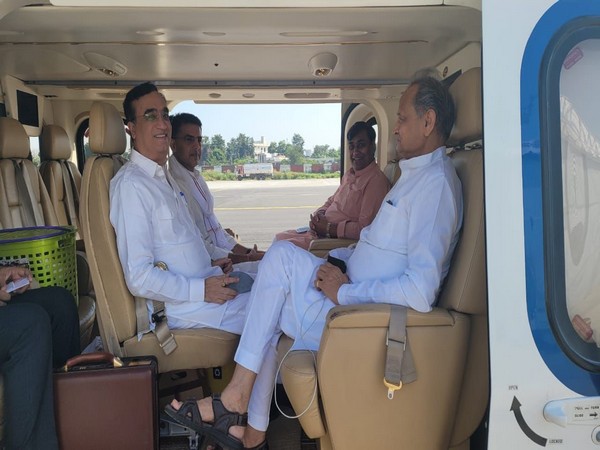 CM Gehlot, Sachin Pilot travel in same chopper while campaigning for assembly bypolls