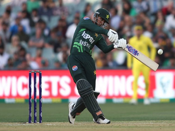 Pakistan Crushes Australia in Historic Adelaide Victory