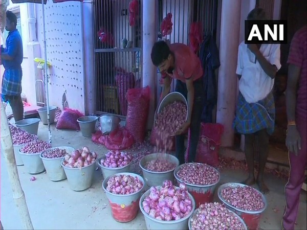 Onion prices continue to surge in Madurai markets