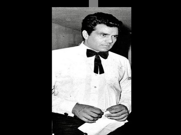 Dharmendra receives heartwarming wishes as he turns 68