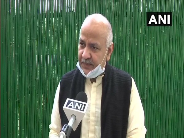 Heinous crime by Center to export vaccines when people dying in our own country: Sisodia