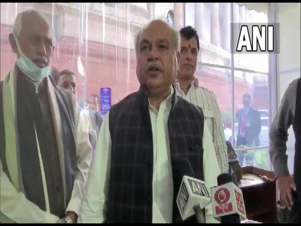 Agriculture sector functioned smoothly during lockdown: Narendra Singh Tomar informs LS