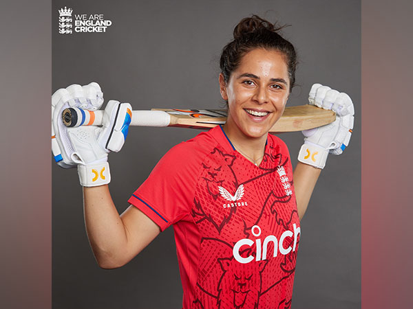 Maia Bouchier, Alice Davidson-Richards added to England T20I squad against West Indies