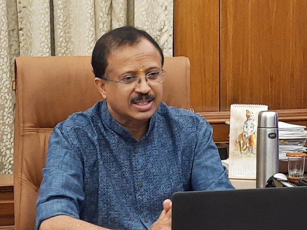 Taken up easing of visa issue with 'concerned govts' for all categories of Indian travelers: MoS Muraleedharan 