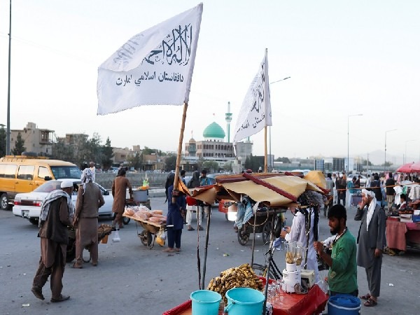  Afghanistan: Residents of Baghlan province raise concern over lack of beds in hospitals, hygiene