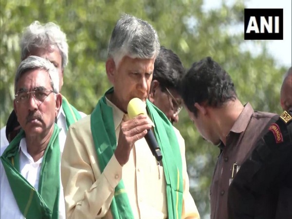 Andhra Pradesh: TDP chief Chandrababu Naidu visits cyclone-affected areas in Amravati