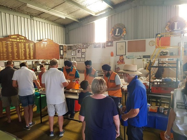 Outpouring of generosity from Australian Sikhs amid bushfire crisis; community supporting relief works
