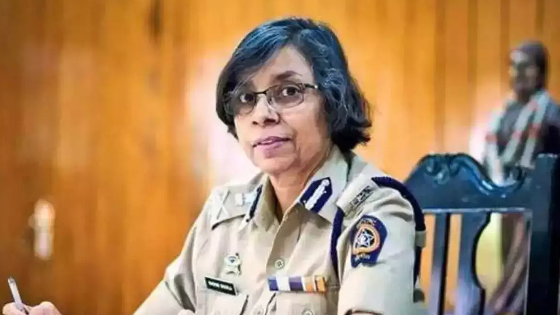 Election ShakeUp DGP Rashmi Shukla Transferred in Maharashtra Politics