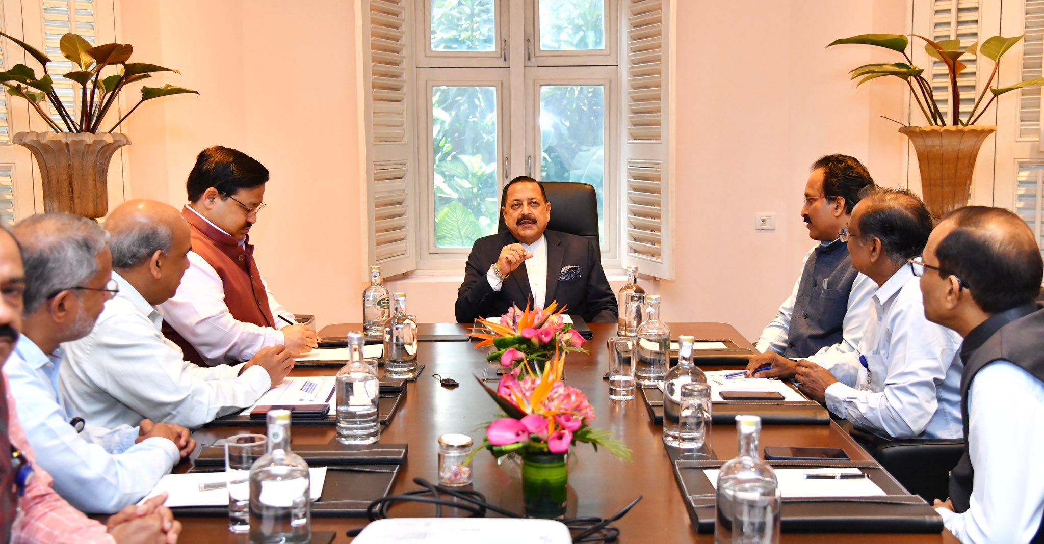 Dr Jitendra Singh Reviews ISRO’s 2025 Space Mission Line-Up; Gaganyaan Orbital Test Among Highlights
