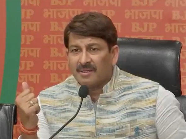 Delhi Election Frenzy: Manoj Tiwari Clashes with Kejriwal Over Voter Allegations