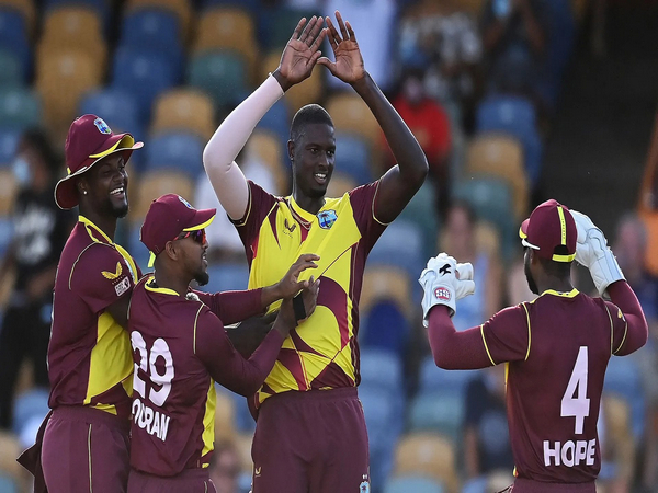 Darren Sammy expects to see "different brand" of cricket from West Indies in T20I series against Australia 