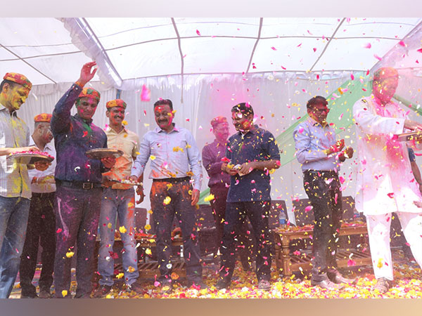 Madhya Pradesh: Indore Police officers, personnel celebrate 'Holi'