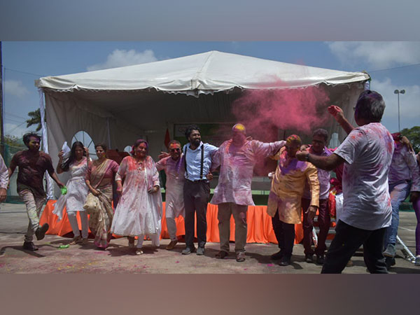 Guyana: PM Mark Philips joins Holi celebration in Georgetown Cricket Club