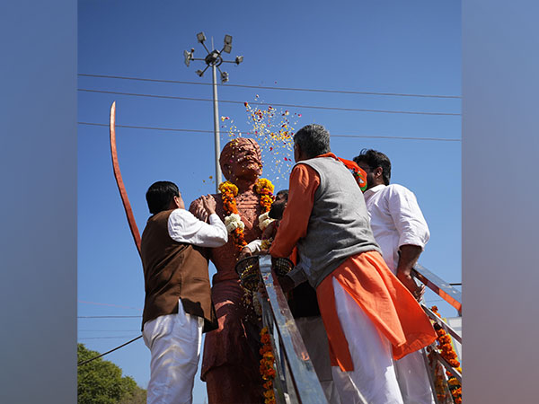 Madhya Pradesh CM Mohan Yadav pays tribute to freedom fighter Rao Tularam Singh in Haryana