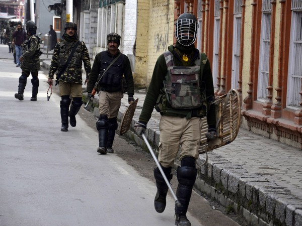 WB polls: 900 companies of security forces to be deployed for fourth phase of WB polls, highest till date