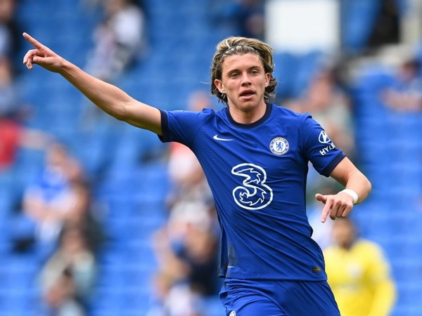 Conor Gallagher Receives Warm Welcome from Atletico Madrid Fans