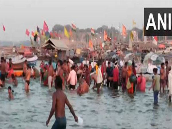 Devotees throng temples across country to seek blessings on first day of Chaitra Navaratri