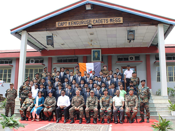 Assam Rifles conducts national integration tour for cadets of Sainik School Satara