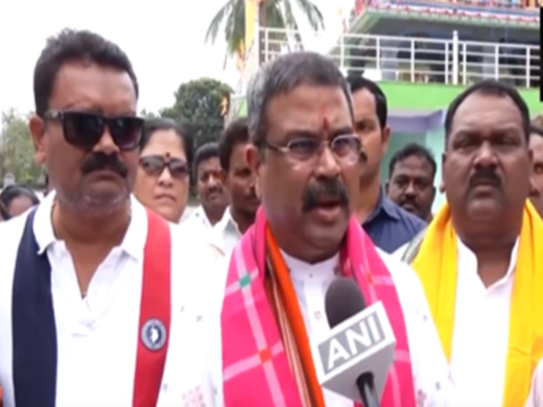Union Minister Pradhan slams Odisha govt, says it has "worst" healthcare facilities 